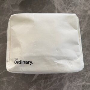 NEW - The Ordinary Minimalist White Toiletry Bag